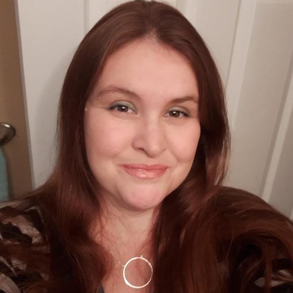 Meet your Posher, Kellie - Picture 1 of 1